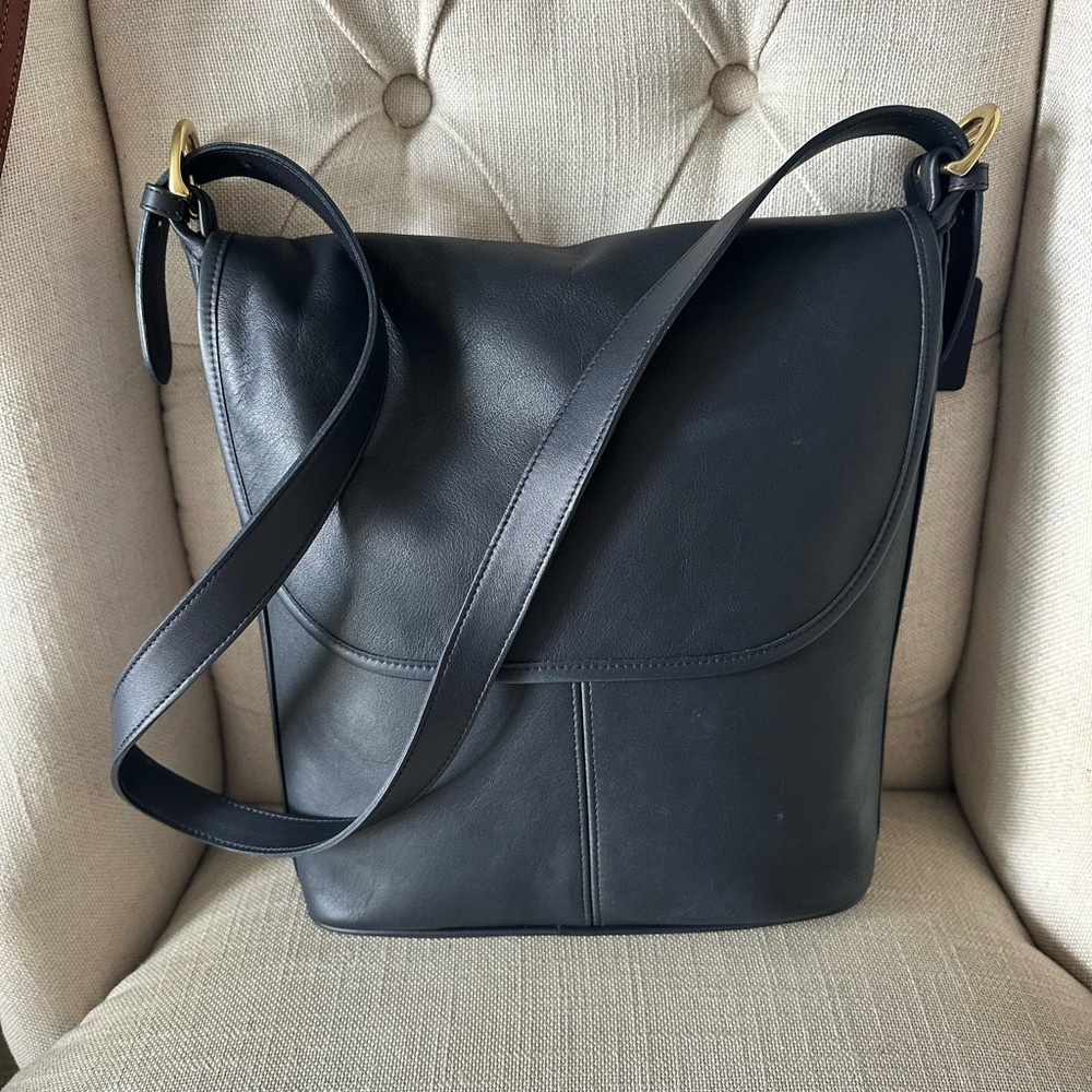 Vintage Coach Navy Whitney Leather Shoulder Bag 4115 USA Hang Tag Like New